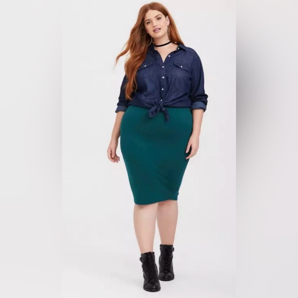 Torrid Midi Studio Luxe Ponte Pencil Skirt High Rise Green Size 4X